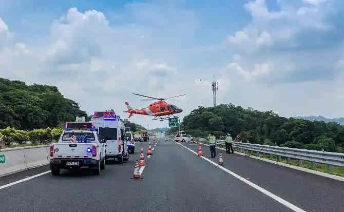 阿克苏高速公路汽车救援案例